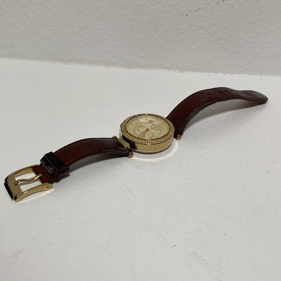 Michael Kors Watch - Picture 5 of 8